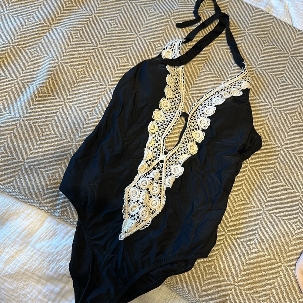 Bathing suit - one piece